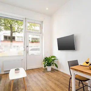 https://tiny-freedo.find-berlin-hotels.com