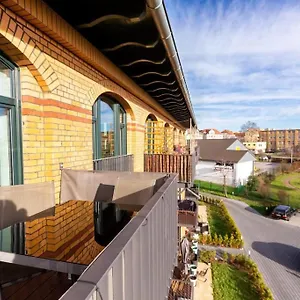 https://loft-5-balkon-15min-hbf-wifi.bestleipzighotels.com