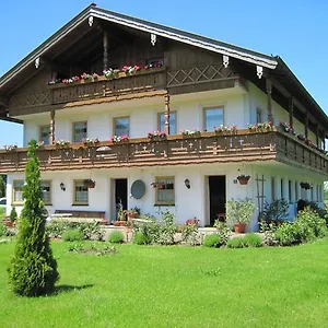 Schwaigerhof Apartment
